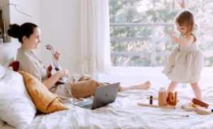 Como-estudiar-musica-online-blog-scaled-e1617127959304