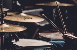 drums-2599508_1280-1024×682-3-scaled-e1616459227849