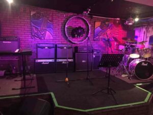 Escenario-escuela-de-musica-2